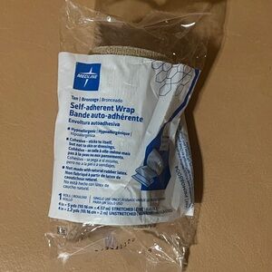 Medline Tan Self-Adherent Wrap